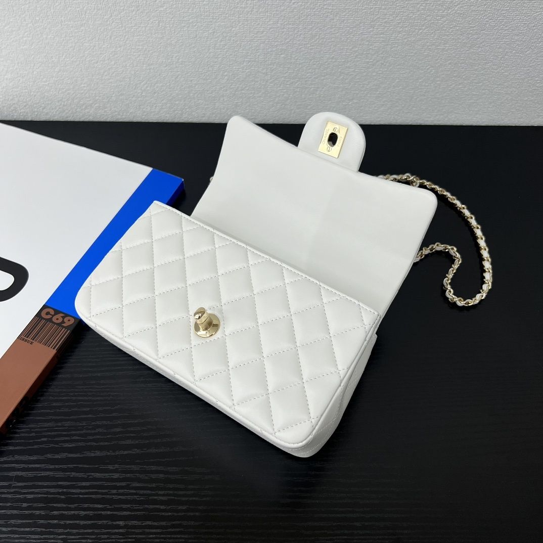 Geanta Chanel 20cm alb, tip Premium