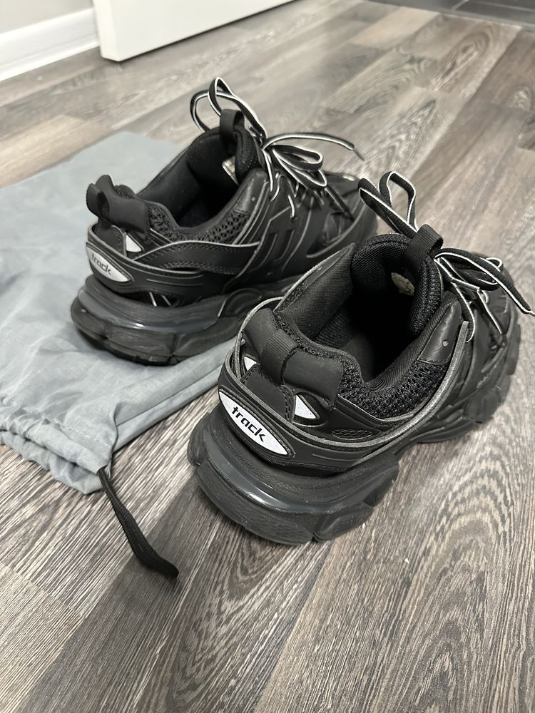 Обувки Balenciaga track