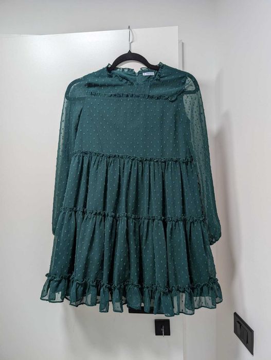 Vand rochie verde fetita, stare foarte buna!