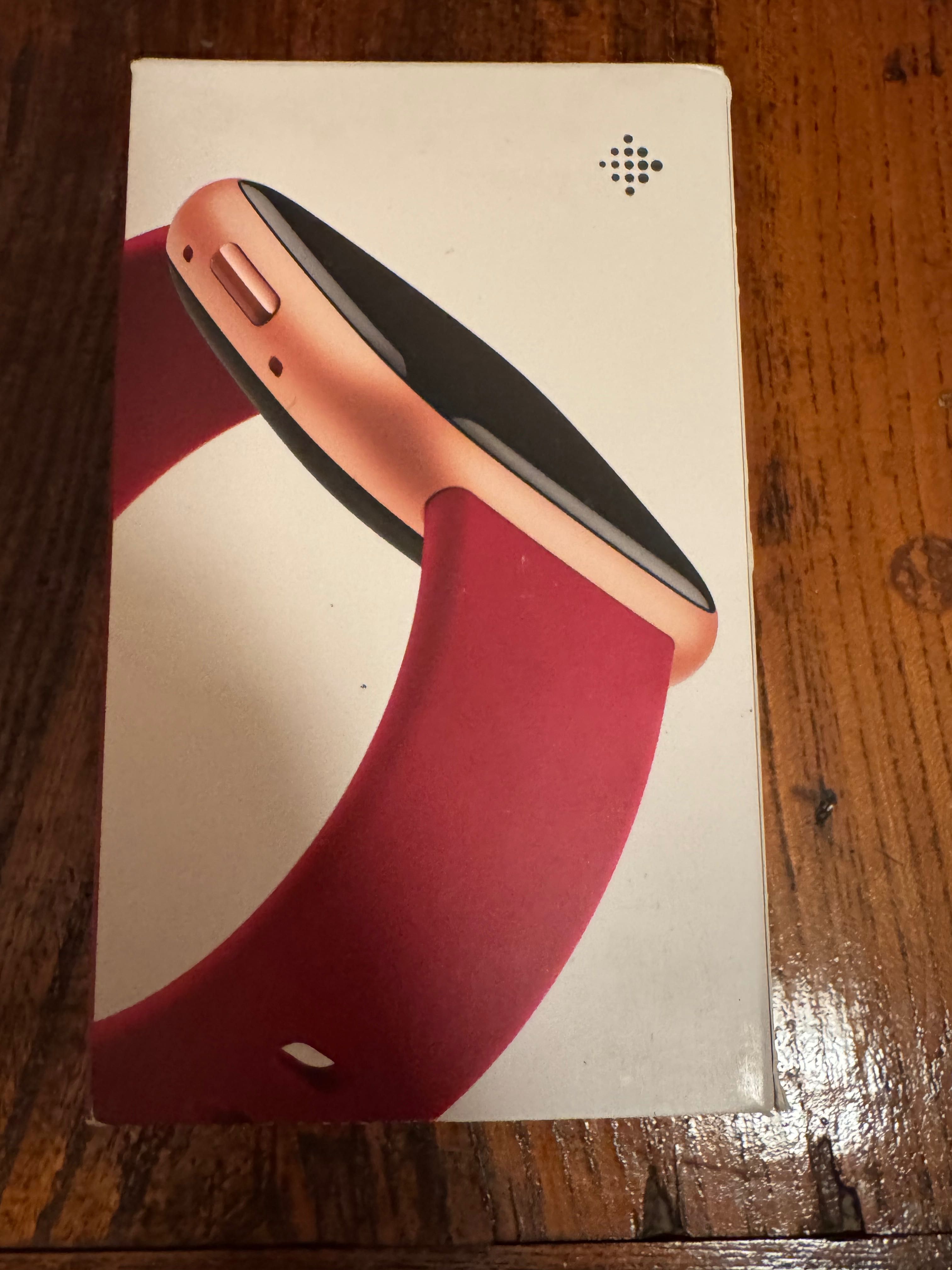 Fitbit Versa 4 нов