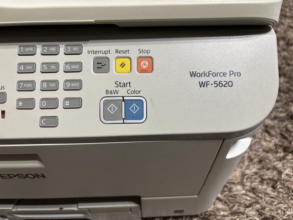 Multifunctional Epson WF 5620