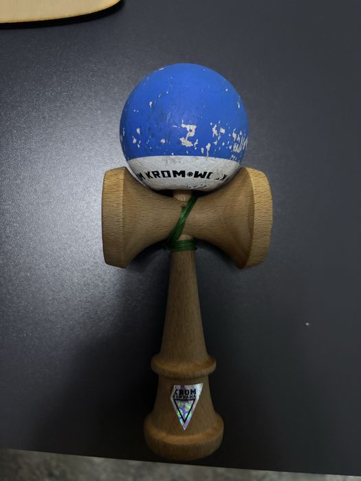 Schimb kendama krom pop