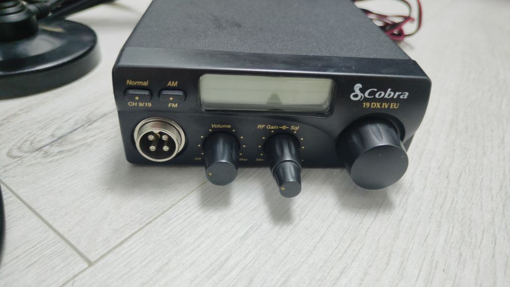 Statie Radio CB Emisie receptie Cobra 19DX IV EU