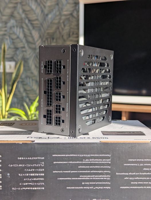 Fractal Design ION SFX-L 650W