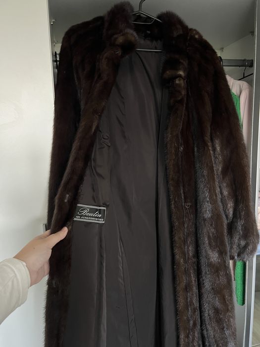 Haina de blana de nurca