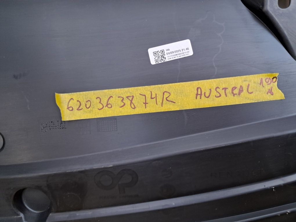 Грил решетка панел Renault Austral