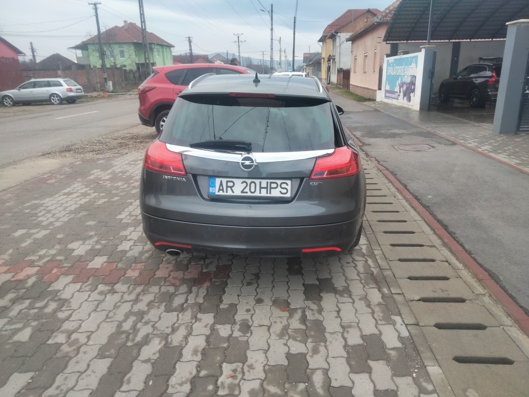Vand Opel Insigna 2010