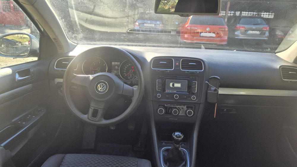 Volkswagen Golf 6 * 1.6TDI * 105CP * Euro5 * 2011 * Panoramic * Navi