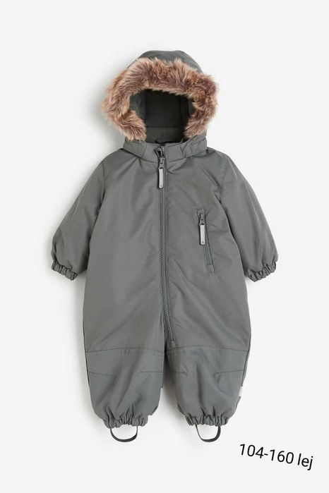 Vând 2 combinezoane H&M pt copii