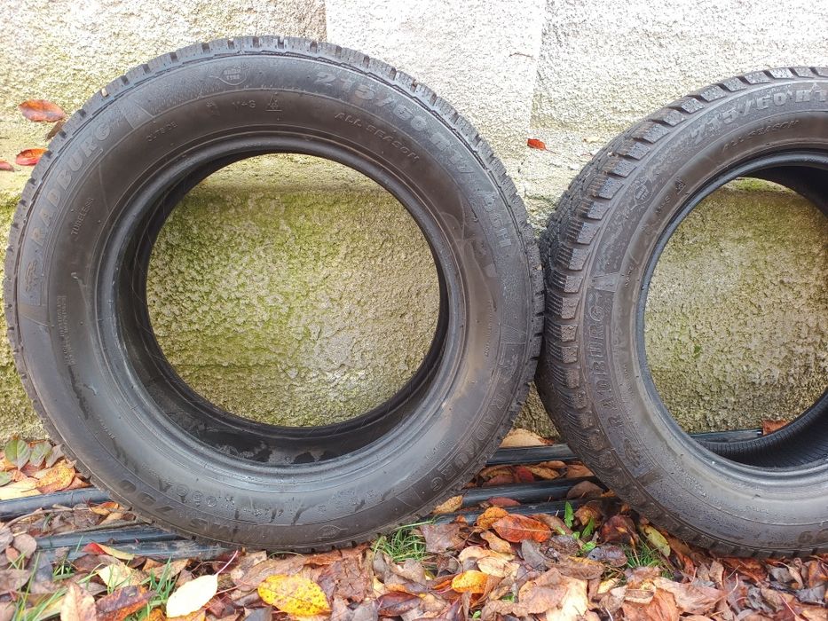 Vând set de 2 cauciucuri all season 215/60/17 aproape noi