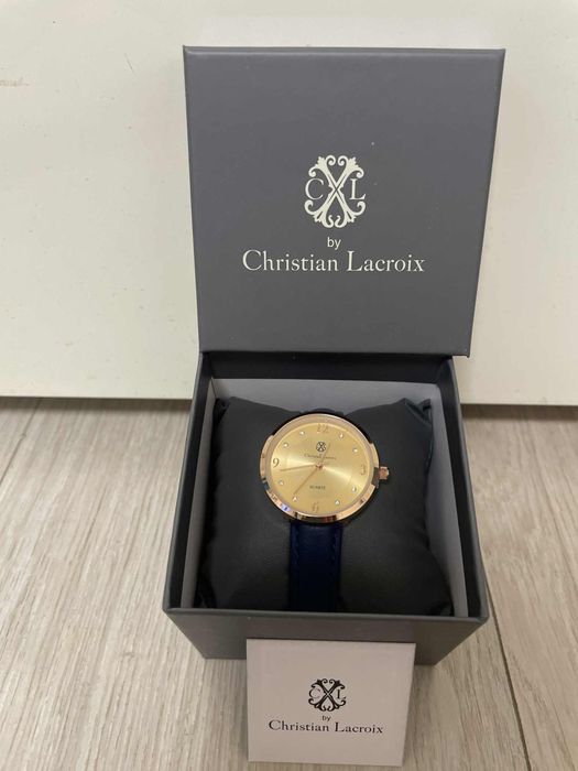 Дамаки часовник Christian Lacroix