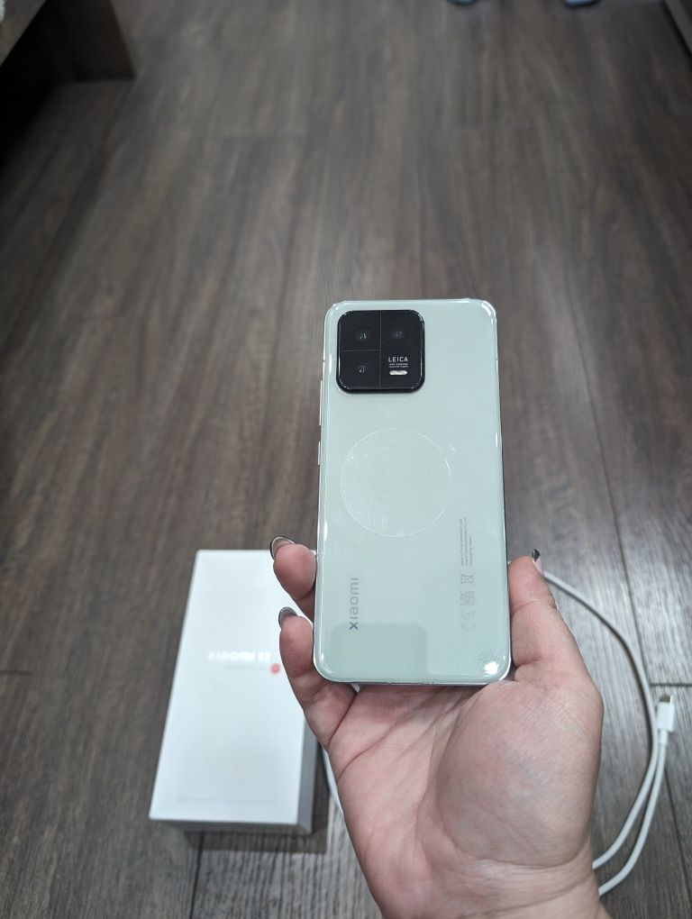 Xiaomi 13 256GB/12GB RAM