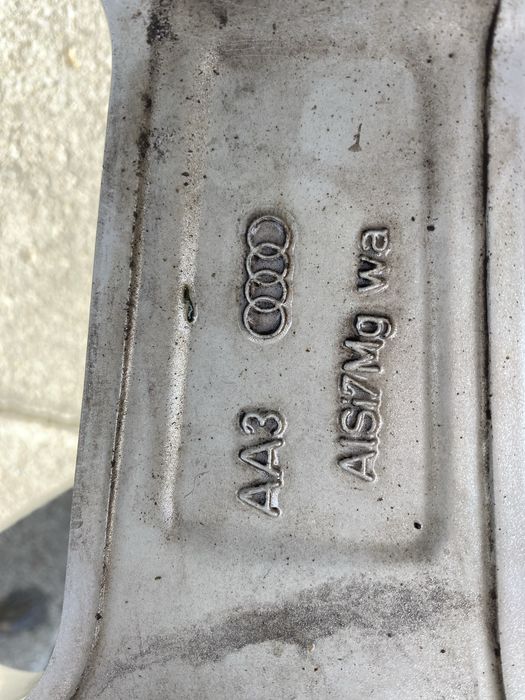 Jante origi 17 5 112 Audi A3 A4 A6 Q3 Q5 Wv Passat Touran Skoda Seat