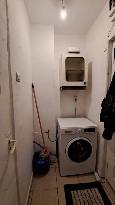 Inchiriez garsoniera