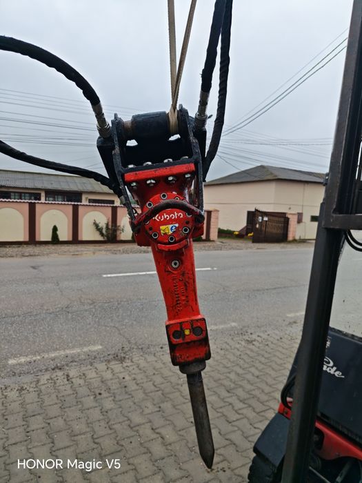 Picon miniexcavator KUBOTA KM105 1,1-3T