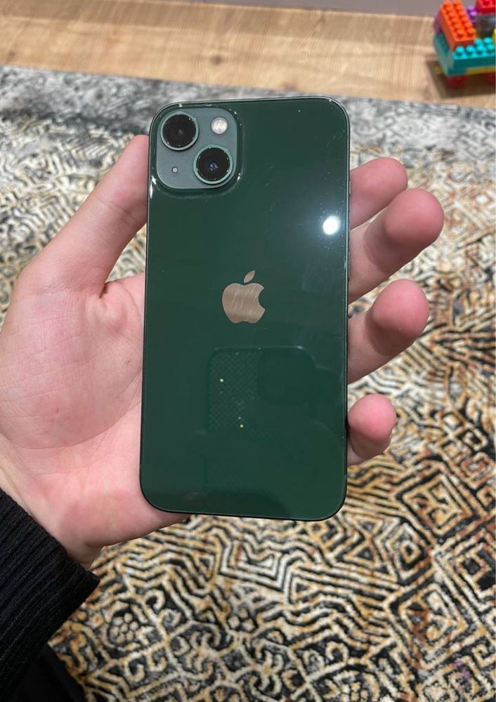 Iphone 13 green ideal