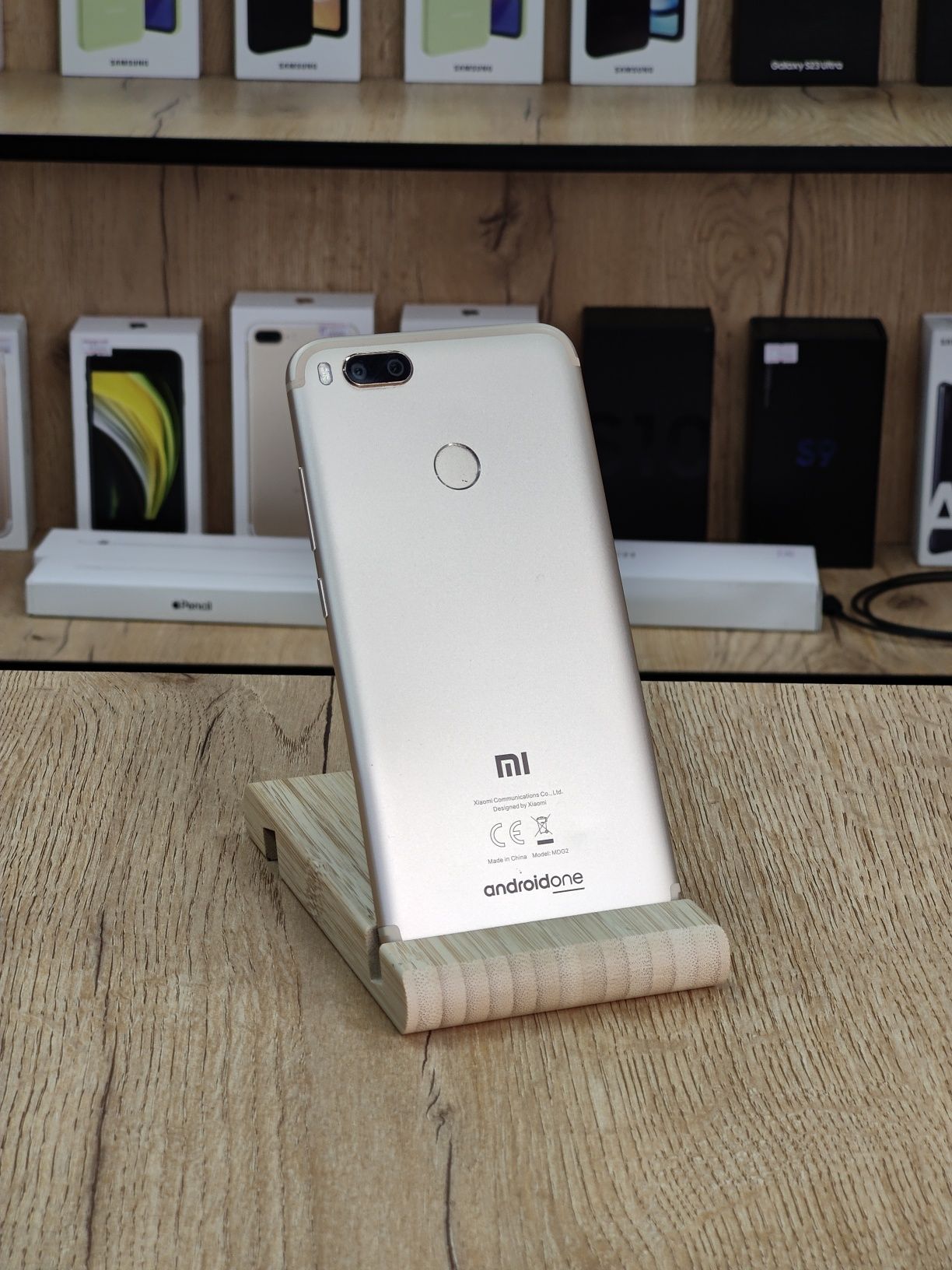 Телефон Xiaomi Mi A1 64Gb