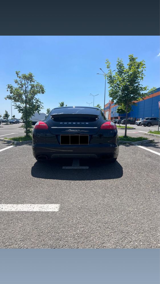 Porsche Panamera 2013 Platinum Edition