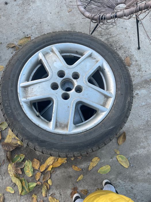 Cauciucuri de iarnă 205/55/16 dot