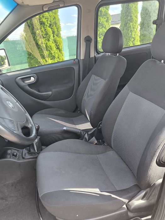 Opel Combo 2009 aer condiționat