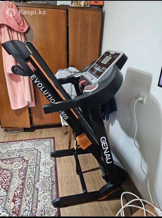 Беговая дорожка Genau Evolution М 800