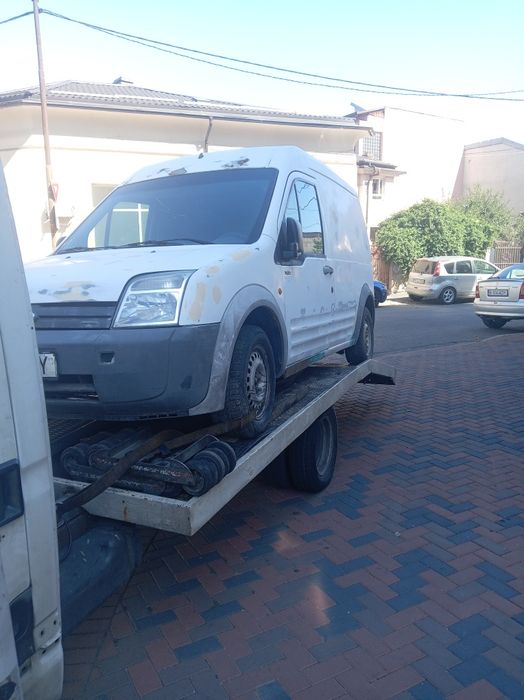 Platforma Tractări auto, București, România ti și Tara