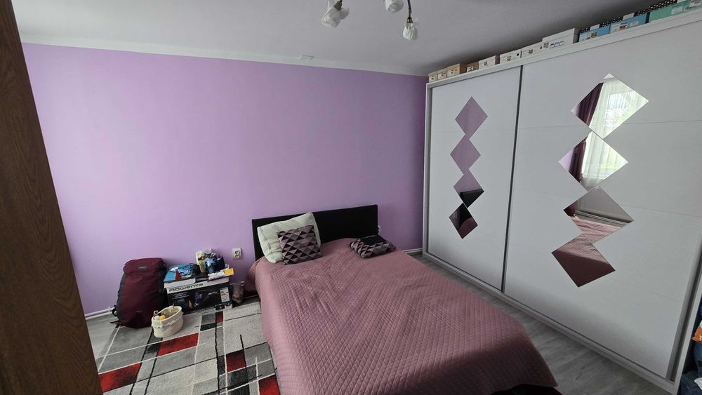 De vanzare Apartament 2 camere decomandat, utilat si mobilat complet