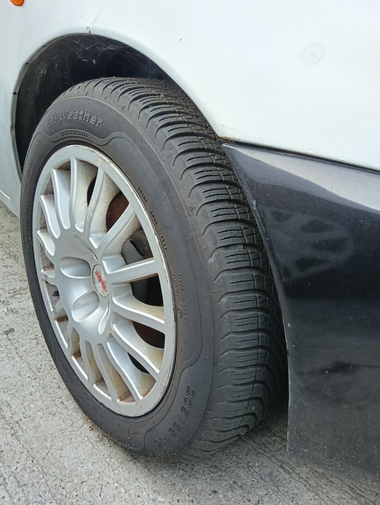 Alfa Romeo 147 -  1.000 euro negociabil