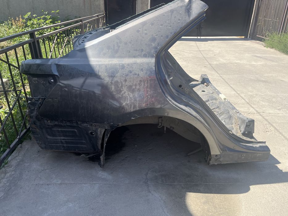 Тойота 40 зад задняя часть кузова задние правые крылья