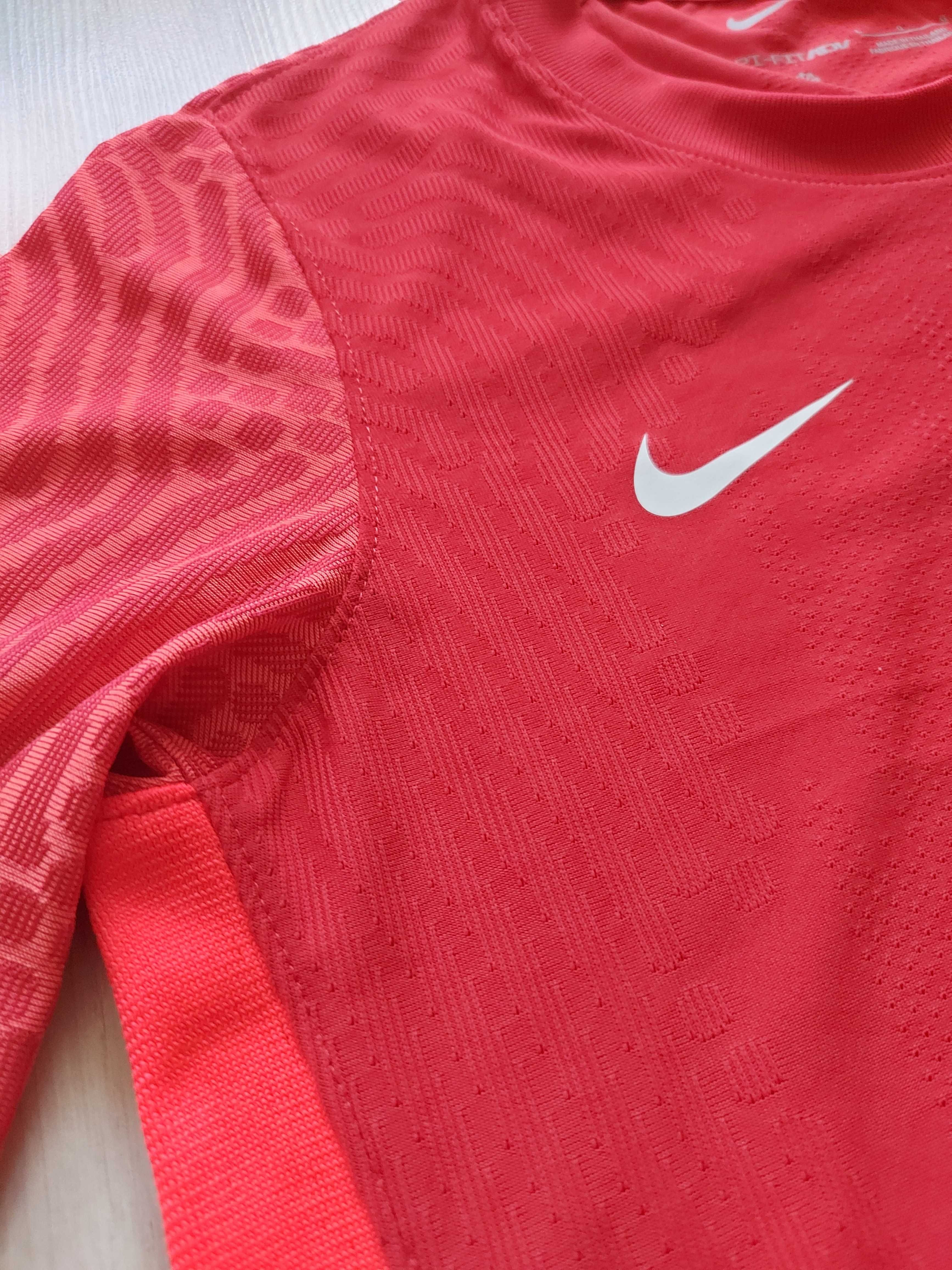 Детски тениски НАЙК / NIKE, 100% Оригинални, Чисто Нови, рамер L, XL