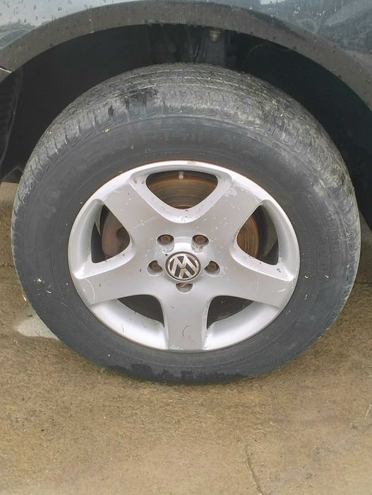 VW Touareg 2.5 R5 ,174 к.с. , 50 броя на части