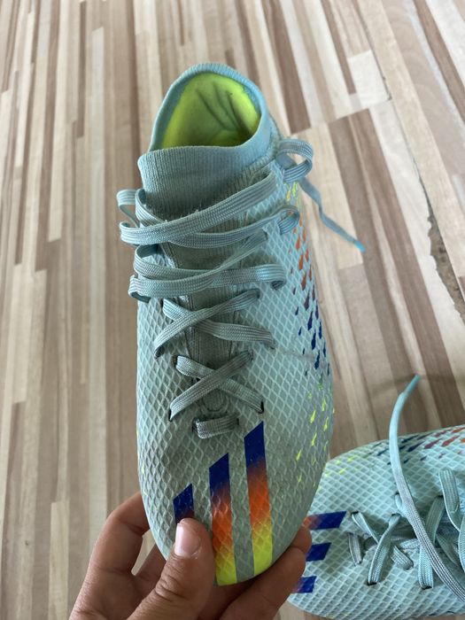 Детски футболни бутонки номер 35