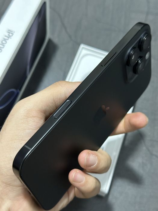 iPhone 16 Pro Max 100%Baterie Black Titanium Superb !