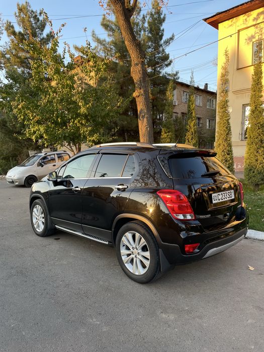 Tracker 1 premier. Продаю свою машину