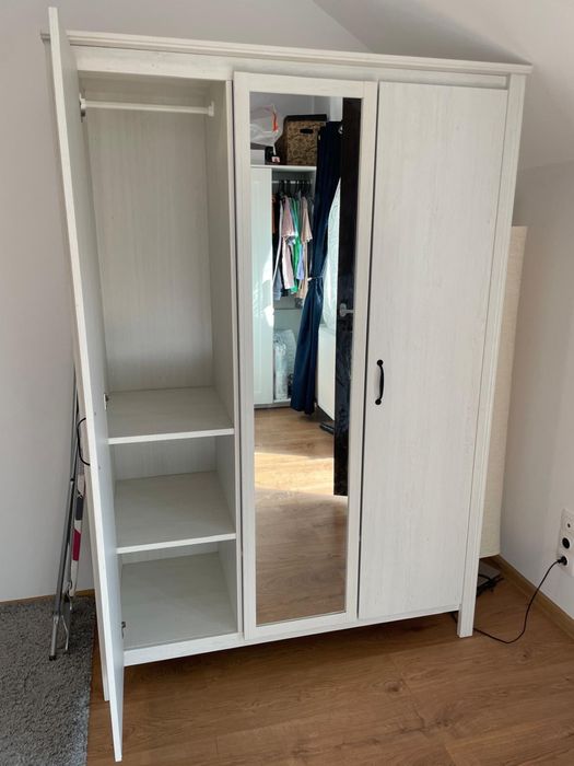 Dulap Ikea , 3 usi