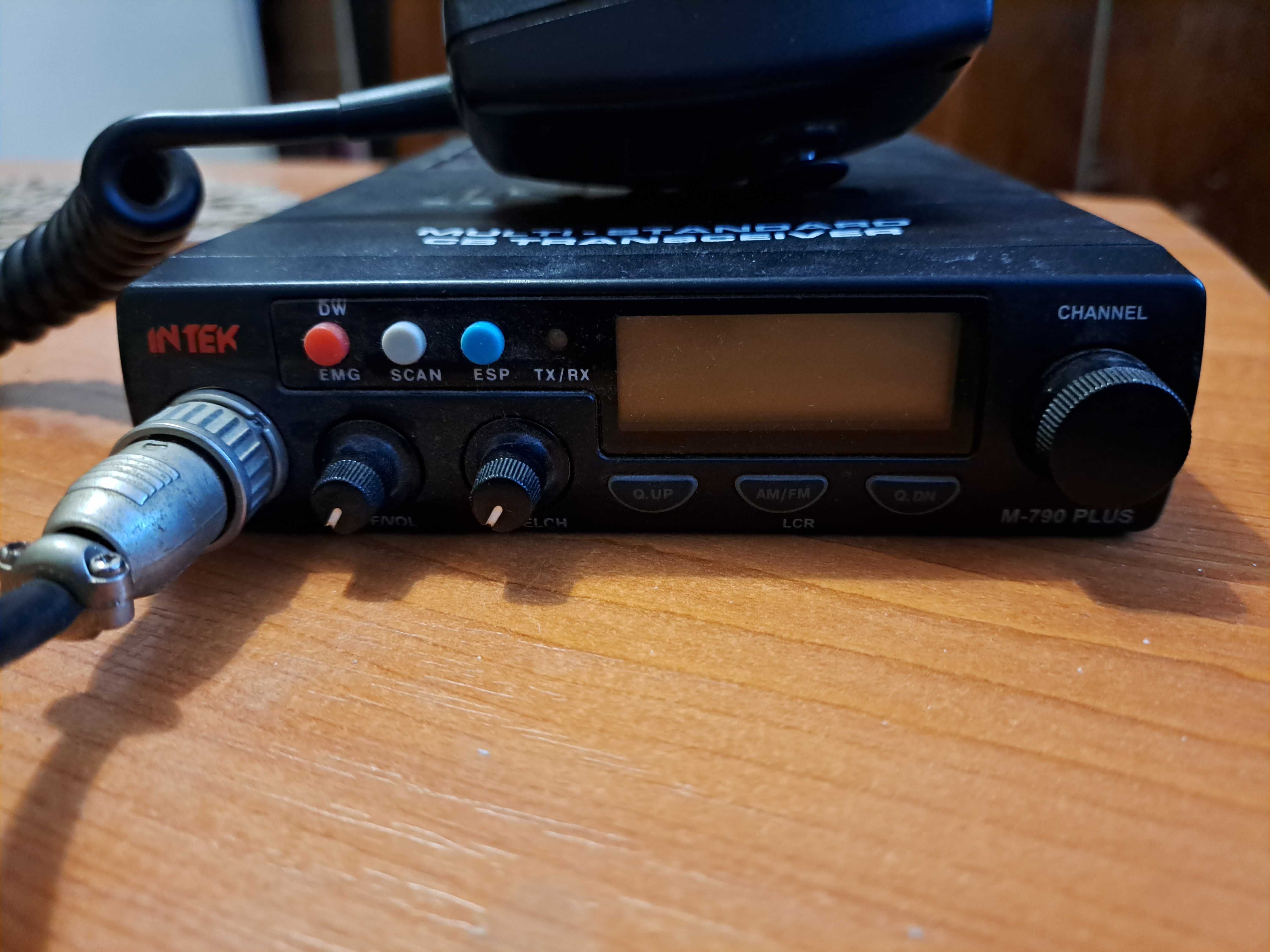 Statie radio INTEK M-790 Plus