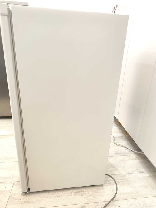 Vând frigider Vision chef aproape nou