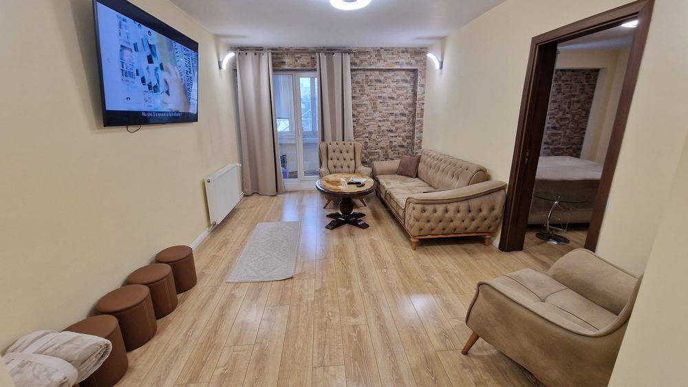 Apartament 4 camere de inchiriat