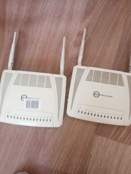 Продам два роутера,оба б/у в отличном состоянии