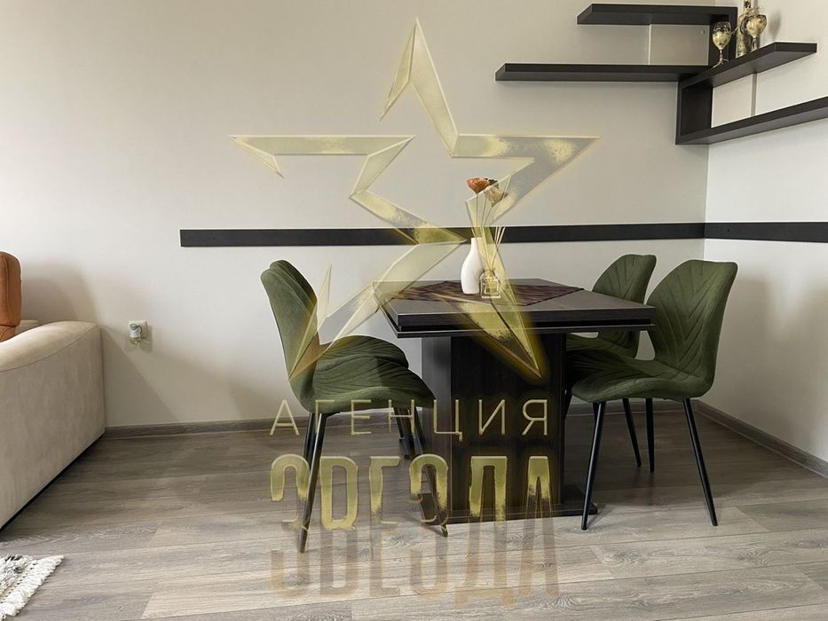 Продава се Тристаен апартамент в Пловдив, Христо Смирненски - 80 кв.м за 1913 €/кв.м - Снимка #7