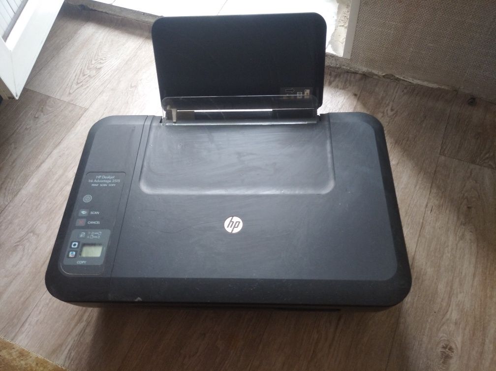 Принтер HP Deskjet 2515