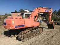 Dezmembrez Fiat Hitachi EX235