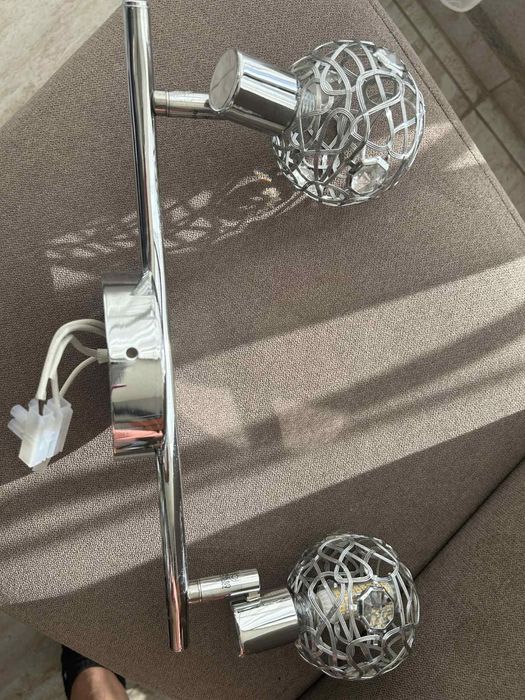 Продавам осветителни тела