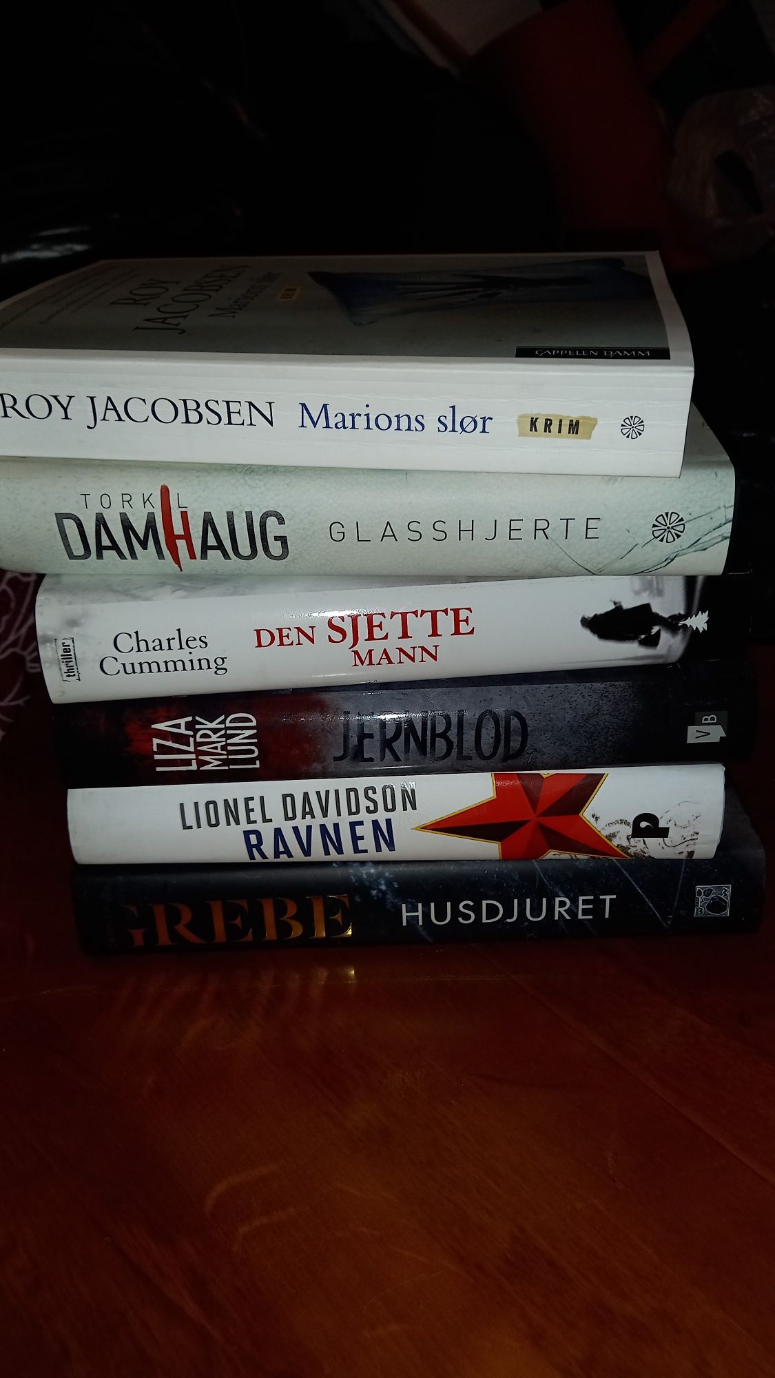 Книги на норвежки език