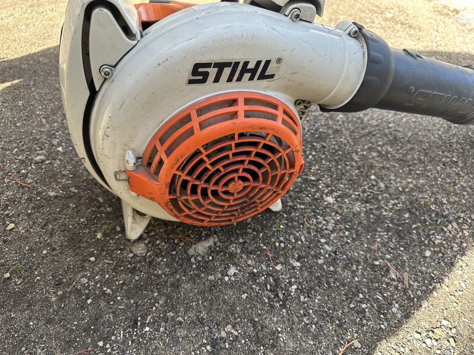 Бензинова духалка STIHL BG 86.
