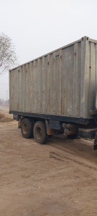 1000$ Kontener sotiladi