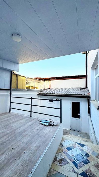 Sotuvda Hovli 2 sotih remont Ozarbayjon Markazi Mirobod tumani