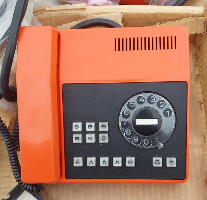 Ретро телефон червен 5 броя