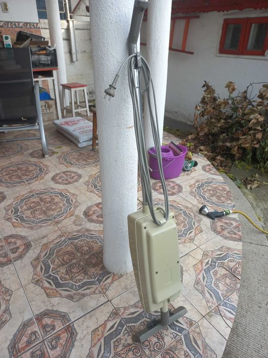 Aspirator vertical Philips