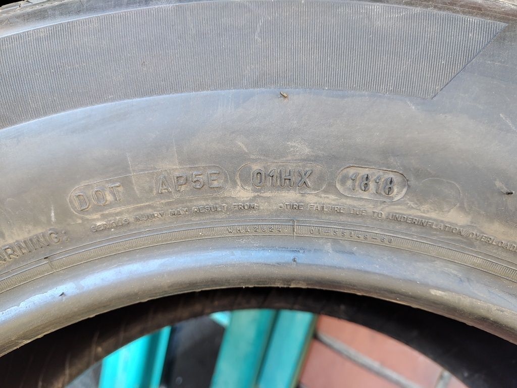 Продавам 4 летни гуми 265/60/18 Michelin